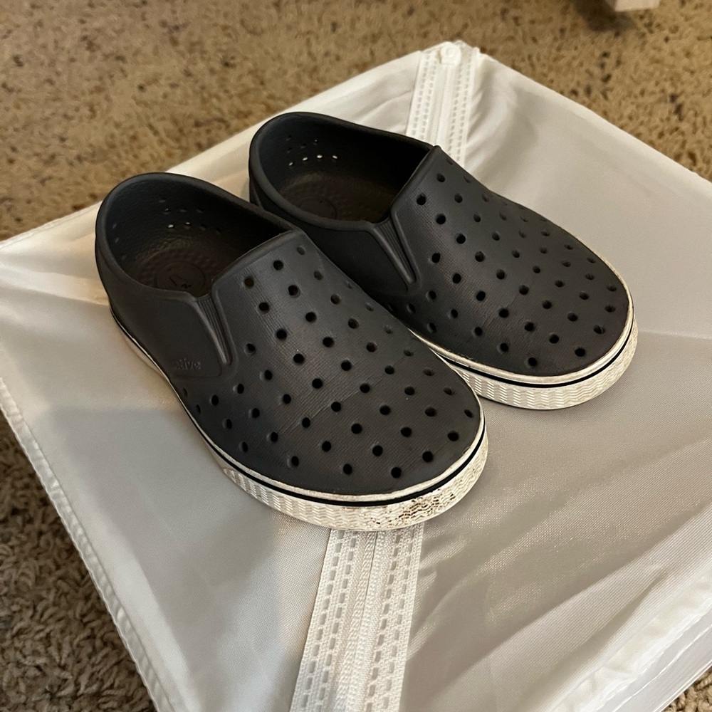 Native toddler shoes